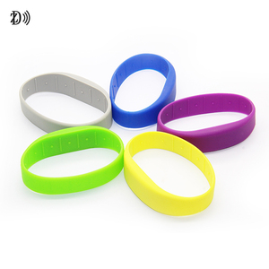 Có thể ghi lại <span class=keywords><strong>NFC</strong></span> Vòng Đeo Tay Logo tùy chỉnh Mifare cổ điển Ev1 kiểm soát truy cập Silicone dây đeo cổ tay - Product Image 6