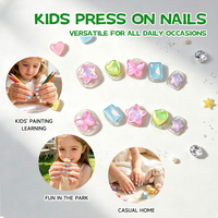 Faux Ongles Enfant à Pression Motif Sucette Dessin Animé Mignon Courts Sûrs Non Toxiques PMMA 10 Pièces Cadeau Nail Art Vente en Gros