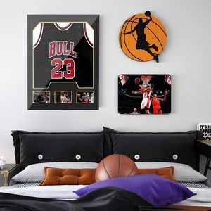 Cadre de présentation en métal et bois pour maillots de sport - Vitrine à effets d'ombre pour le rangement et la présentation de maillots de basketball/football - Product Image 5