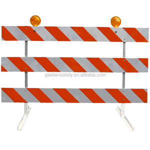 Barriera flessibile in plastica per traffico con supporto/barriera stradale in plastica per <span class=keywords><strong>cantiere</strong></span> stradale - Product Image 4