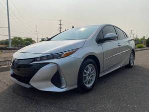 ราคาดีที่สุด รถมือสองปี 2020 Prius เกียร์ออโต้ 4 ประตู แฮทช์แบ็ก เบาะหนัง ภายในสีเข้ม ยาง R19 พวงมาลัยซ้าย ขาย - Product Image 3