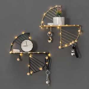 Étagère simple en fer forgé doré étagère murale ronde de salon amovible café caractéristique décorative bois et métal - Product Image 2