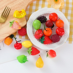 Llavero de PVC con simulación de frutas de la marca <span class=keywords><strong>Mubai</strong></span>: Fresa, Manzana, Naranja, Plátano, Cereza. Modelo de juguete para casa de juegos infantil, ligeramente firme. - Product Image 4
