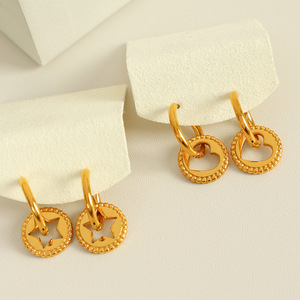Pendientes de Aro con Forma de Estrella y Corazón en Oro, Joyería de Moda para Uso Diario de Mujer - Product Image 3