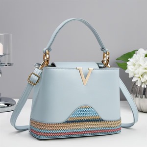 <span class=keywords><strong>Sac</strong></span> à bandoulière en cuir PU pour <span class=keywords><strong>femme</strong></span> - Sacs à main tendance avec bandoulière amovible pour les trajets quotidiens et plusieurs options <span class=keywords><strong>de</strong></span> portage - Product Image 3
