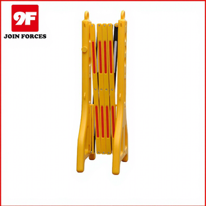 Barrera de Seguridad Vial Expandible de HDPE de Alta Visibilidad, Color Amarillo, Rellenable con Agua, con Luz, de Fábrica - Product Image 6