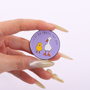 Épingles en émail drôle d'oie et de <span class=keywords><strong>canard</strong></span> broches d'animaux de dessin animé insigne de revers vêtements bijoux cadeau pour les amis en gros - Product Image 4