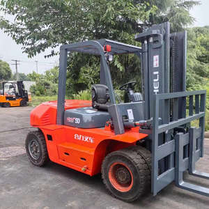 Chariot élévateur diesel de marque Heli 5 tonnes 3 tonnes GPL essence conteneur mât manette de vitesse latérale 3-6m hauteur de levage chariots élévateurs à fourche à Combustion interne - Product Image 6