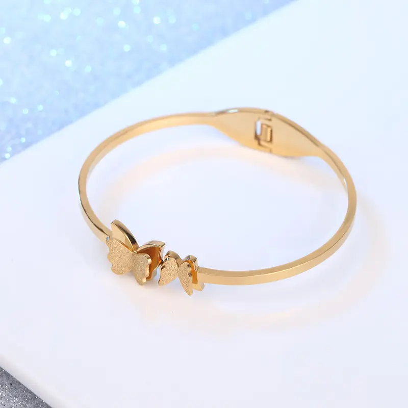 Delicate Gold Plating Frosted Animal Butterfly Bangle Bracelet Fade Resistant Stainless Steel Cz Butterfly Shape Bracelet