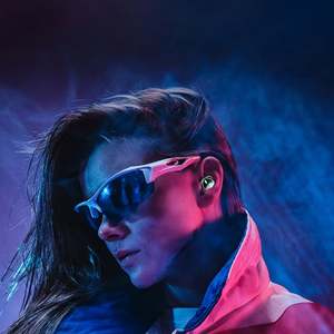 Auriculares TWS M20 BT5.1, con linterna LED de Calavera, superficie de espejo, con caja de carga grande - Product Image 5