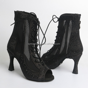 Chaussures de danse latine sociale d'intérieur haut de gamme pour femmes enseignantes bottes de danse à talons hauts personnalisées pour la <span class=keywords><strong>salsa</strong></span> jazz - Product Image 3