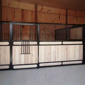 Écuries de cheval galvanisées par acier en bois en bambou de luxe de style européen en dehors des écuries de cheval avec la porte coulissante - Product Image 5