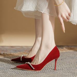 Los zapatos de novia son sexys y exquisitos, con punta en pico y tacón alto, y nunca pasarán de moda. - Product Image 5