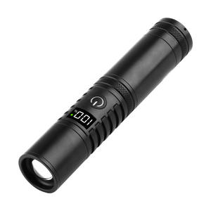 Linterna LED Recargable Strong Wolf de 3000 mAh, Mini Linterna de Alta Luminosidad para Exteriores con Pantalla Digital y Carga USB - Product Image 3