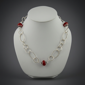 <b>Silver</b> Plated Alloy Beaded Necklace With Red Crystal Accents Link Chain Classic Style Unisex Jewelry - Product Image 4