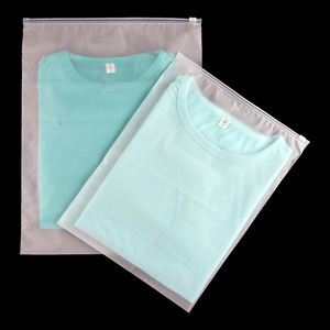 Logo recyclé imprimé personnalisé emballage à fermeture éclair grand givré fermeture éclair Valve PE <span class=keywords><strong>PVC</strong></span> sac sous <span class=keywords><strong>vide</strong></span> en plastique pour les vêtements - Product Image 4