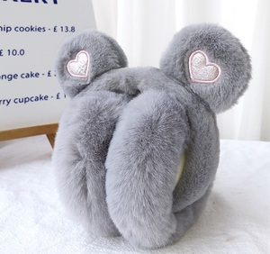 नए शीतकालीन कार्टून नेट रेड छोटे जानवरों गर्म छात्रों को ठंडे-प्रूफ इयरमफ फोल्डेबल फॉल्डेबल फॉल्डेबल नकली फर प्लश लड़की - Product Image 3