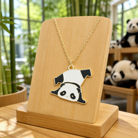 Vente en gros collier panda en alliage de zinc pendentif animal triple fille bijoux enfants cadeau étudiant pendentif colliers en métal