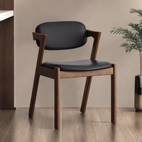Chaise de salle à manger en bois massif de style nordique, dossier en Z simple et moderne pour hôtel et restaurant
