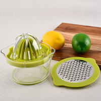 Food Grade Lege Heldere 16 Oz Pp Keuken Voedsel Fruit Rond Plastic Draagbare Roestvrijstalen Handmatige Juicer
