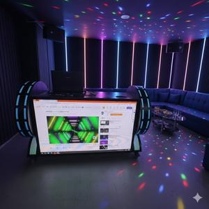 Cabine de DJ lumineuse à LED pour discothèque/KTV et Nouvel An chinois |   Full HD |   Réglable en hauteur et mobile |   Commandes en gros acceptées - Product Image 4