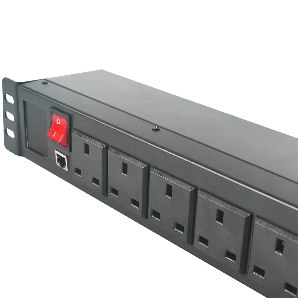 Rack-mount Remote IP Managed/Controlled 8 ways IEC C13 Clever PDU