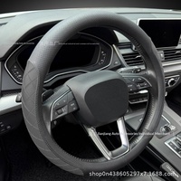 MELCO Protection de volant de voiture en cuir PU toutes saisons, absorbant la transpiration, motif fibre de carbone, universel 38cm, modèle TT populaire
