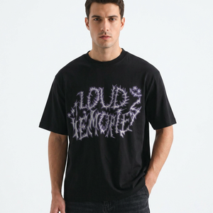 เสื้อยืดคอกลมแขนสั้นสีดำสำหรับผู้ชาย พิมพ์ลายกราฟิกสีขาว ทรงปกติ สวมใส่สบาย ผลิตจากผ้าเจอร์ซีย์ 100% คอตตอน พิมพ์ลายด้านหน้า - Product Image 4