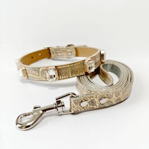 Collar <span class=keywords><strong>de</strong></span> Perro <span class=keywords><strong>de</strong></span> Cuero PU con Patrón <span class=keywords><strong>de</strong></span> Cocodrilo <span class=keywords><strong>de</strong></span> Alta Gama Personalizado - Joyería Elegante para Mascotas para Comercio Electrónico o Vendedores Minoristas en Línea - Product Image 1