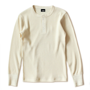 เสื้อยืดแขนยาวคอกลมสีเทาล้วนทรงปกติสำหรับผู้ชาย ผ้าฝ้าย 100% เสื้อเฮนลีย์ถัก เสื้อยืดกันหนาวสำหรับผู้ชาย ขายส่ง - Product Image 4