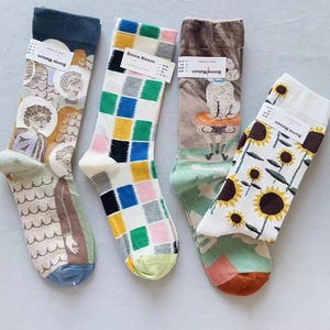 KT442 OEM personnalisé sans quantité minimale de commande français peinture à l'huile Style Vintage abstrait artistique Jacquard motif coton femmes hommes Tube <span class=keywords><strong>chaussettes</strong></span> - Product Image 2