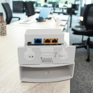 10/100 Mbps étanche 1 in 2 Out Poe Switch Extender Répéteur POE extérieur <span class=keywords><strong>3</strong></span> ports Fabricant - Product Image 1