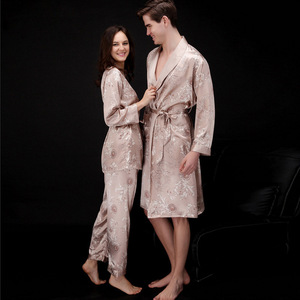 Abito di lusso in raso di seta accappatoio <span class=keywords><strong>da</strong></span> uomo <span class=keywords><strong>camicia</strong></span> <span class=keywords><strong>da</strong></span> <span class=keywords><strong>notte</strong></span> maschile Kimono <span class=keywords><strong>vestaglia</strong></span> accappatoio donna pigiami coppia - Product Image 4