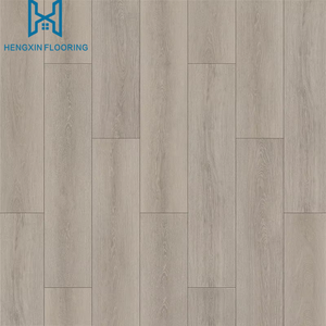 Suelo <span class=keywords><strong>de</strong></span> <span class=keywords><strong>parquet</strong></span> laminado <span class=keywords><strong>de</strong></span> madera <span class=keywords><strong>de</strong></span> roble <span class=keywords><strong>de</strong></span> diseño moderno 10mm <span class=keywords><strong>de</strong></span> espesor AC4 Tipo <span class=keywords><strong>de</strong></span> instalación <span class=keywords><strong>de</strong></span> clic resistente al desgaste Precio - Product Image 3