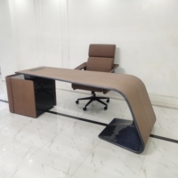 Bureau en bois massif de président de luxe italien léger Bureau et chaise design Bureau et chaise modernes haut de gamme ordinateur de coin bureau de directeur de patron