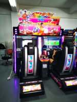 Simulateur de conduite pour deux joueurs, écran HD, jeu de course, machine de jeu de parc d'attractions, logo personnalisé, jeu d'arcade, simulateur à monnayeur