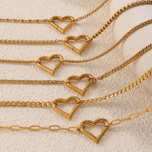 Collana da Donna Personalizzabile con Ciondolo a Cuore, Catena Geometrica Trendy in Acciaio Inox 316L Placcato Oro 18K, Regalo - Product Image 6