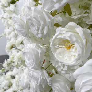 ซุ้มดอกไม้ประดิษฐ์จากโรงงาน DKB รูปหัวใจสีขาว ประดับด้วยดอกกุหลาบ สำหรับตกแต่งพิธีแต่งงาน จัดดอกไม้สุดโรแมนติก - Product Image 4
