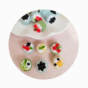 Modè<span class=keywords><strong>les</strong></span> miniatures en résine <span class=keywords><strong>de</strong></span> gâteau <span class=keywords><strong>de</strong></span> nourriture <span class=keywords><strong>de</strong></span> simulation <span class=keywords><strong>de</strong></span> 16*18mm pour l'approvisionnement <span class=keywords><strong>de</strong></span> <span class=keywords><strong>dessert</strong></span> <span class=keywords><strong>de</strong></span> maison <span class=keywords><strong>de</strong></span> poupée - Product Image 4