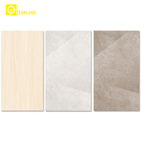 Design de carrelage pour douche de salle de bain