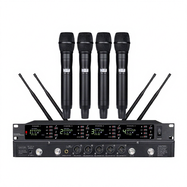 DA-8024 4-Channel UHF 640-690MHz Wireless Handheld Microphone KTV Karaoke Live Broadcasting AA Battery XLR Connector Black
