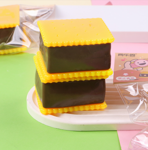 Divertido juguete antiestrés ultrasuave para descomprimir, aliviar la ansiedad y relajar, simulación de galleta tipo sándwich, juguete blando para apretar para niñas - Product Image 2