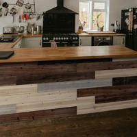 Fournisseur de panneaux muraux en bois mélangé foncé, fabricant de revêtements muraux intérieurs, panneaux décoratifs