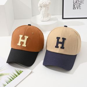 Casquette de baseball personnalisée de haute qualité 100 % coton, style sportif américain, avec logo en feutre imprimé et motif lettres, en tissu jersey doux pour hommes et femmes - Product Image 4