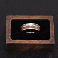 Bague pour homme Gentdes Jewelry, best-seller, en bois de baril de whisky et incrustation de coquille d'ormeau, anneaux de mariage plats en tungstène, prêts à être expédiés