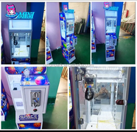 Machine à griffes à pièces personnalisée pour jeux d'arcade, avec jouets en peluche, mini-poupées et équipement