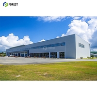 Almacén de estructura de acero para almacenamiento de productos agrícolas con flujo de aire natural y ventanas de techo