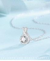 Collier Moissanite Light Encounter en Argent Sterling S925, Chaîne Géométrique Classique, Design Luxueux et Élégant, Pendentif Clavicule