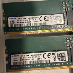 หน่วยความจำเซิร์ฟเวอร์ RDIMM DDR5 32G 6400MHz 5600MHz RAM M321R4GA3EB2 M321R4GA3EB2-CCP M321R4GA3EB0 M321R4GA3EB0-CWM - Product Image 4