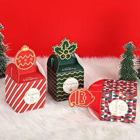 Boîtes de Marchandises de Noël Personnalisées, Emballages Pliables en Carton à Poignée, Vente en Gros, Fabricant Vietnamien Direct, Fournisseur OEM